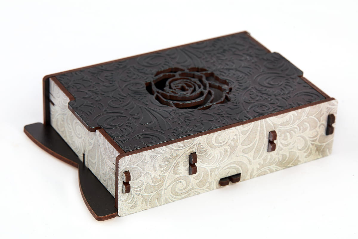 Poland Games Black Rose Wars: Rebirth UV PRINT Insert (ERA19531) Obrázek