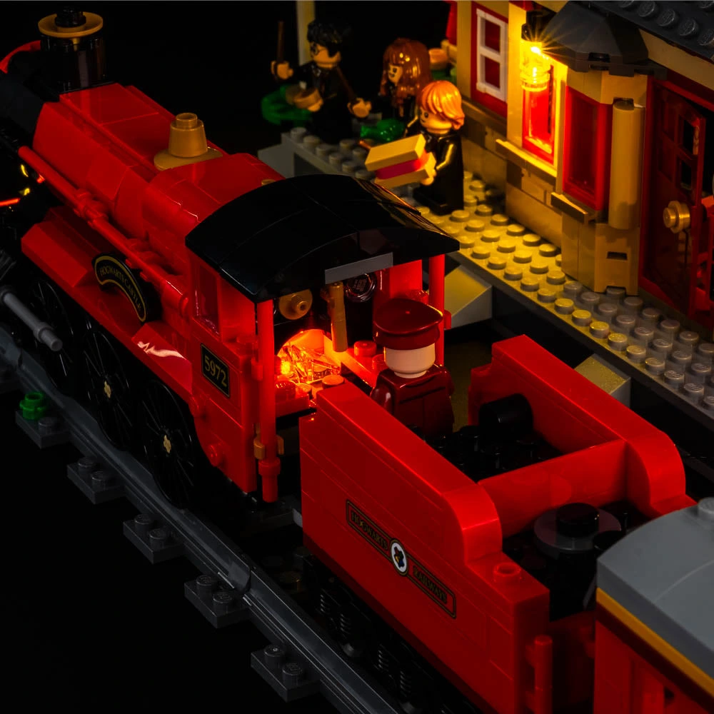 Light my Bricks Sada světel - LEGO Harry Potter Hogwarts Express & Hogsmeade Station 76423 Obrázek