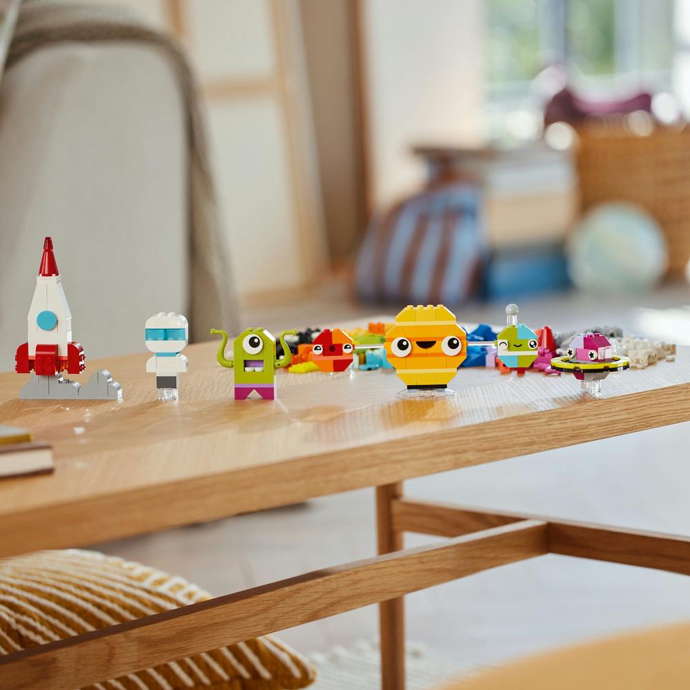 LEGO® Tvořivé planety 11037 Obrázek