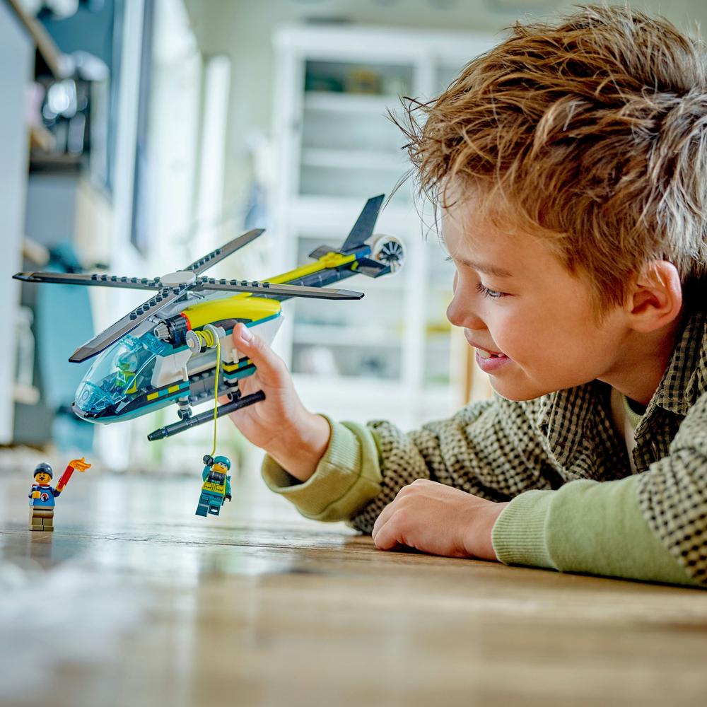 LEGO® Záchranářská helikoptéra 60405 Obrázek