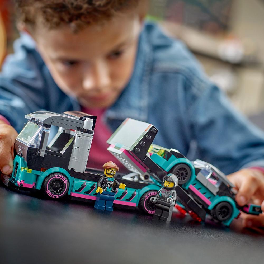 LEGO® Kamión se závodním autem 60406 Obrázek