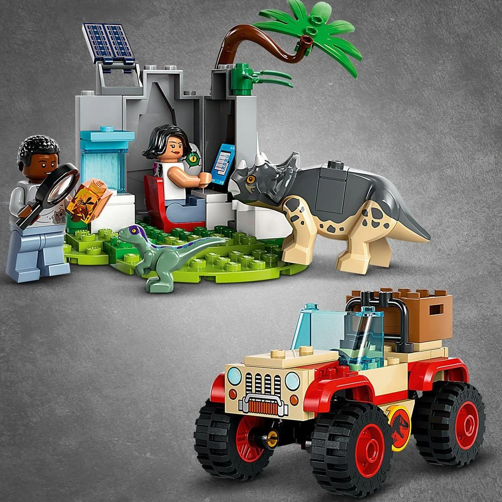 LEGO® Záchranářské středisko pro dinosauří mláďata 76963 Obrázek