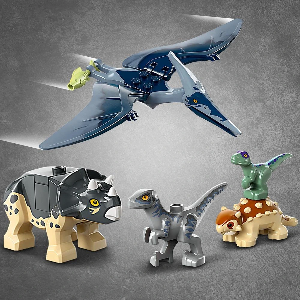 LEGO® Záchranářské středisko pro dinosauří mláďata 76963 Obrázek