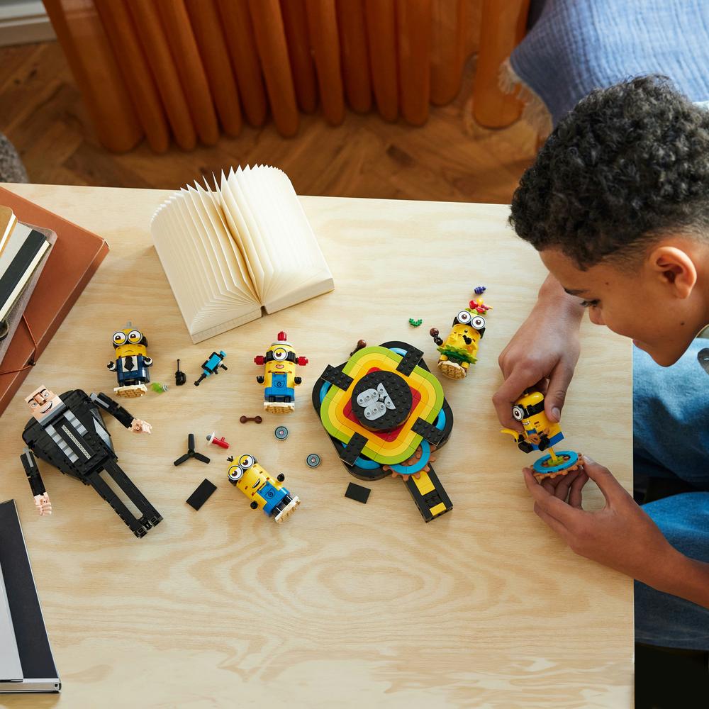 LEGO®  Já, padouch 4 75582 Gru a mimoni z kostek Obrázek