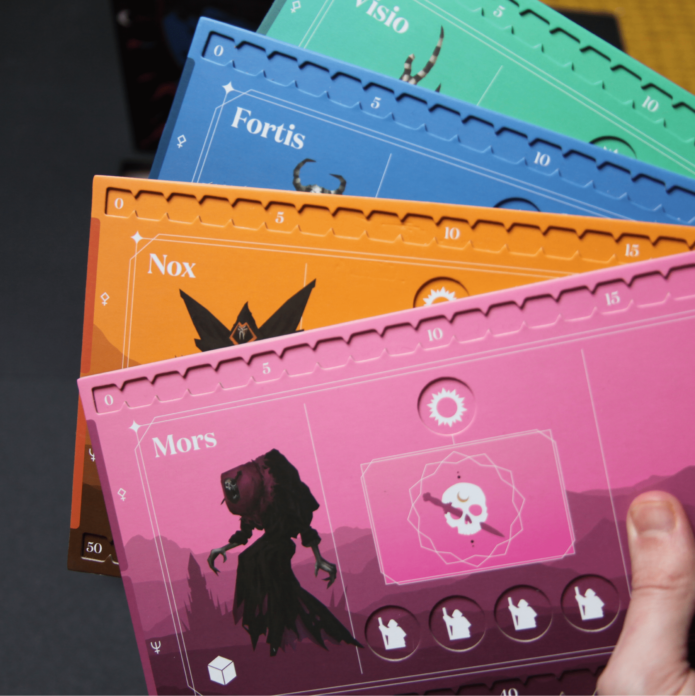 TLAMA games Koruna z popela Obrázek