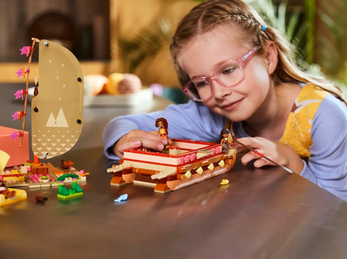 LEGO LEGO® Disney Princess Vaiana a dobrodružství na kánoi 43270 Obrázek