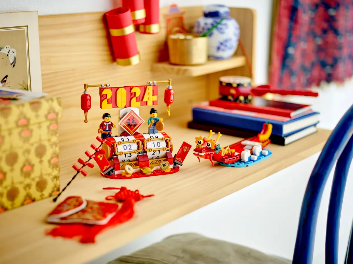 LEGO LEGO® Iconic Kalendář svátků 40678 Obrázek