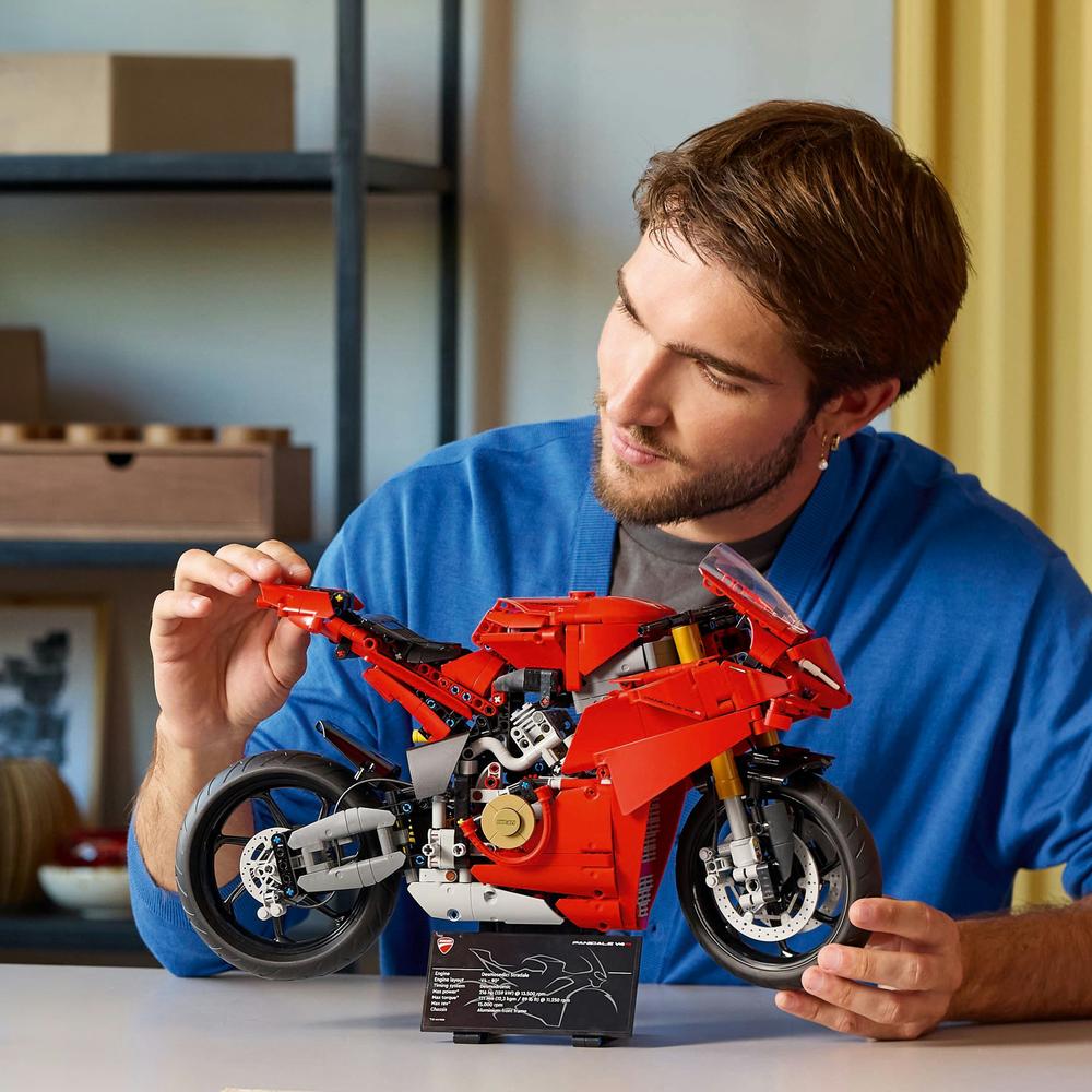 LEGO LEGO® Technic Motorka Ducati Panigale V4 S 42202 Obrázek