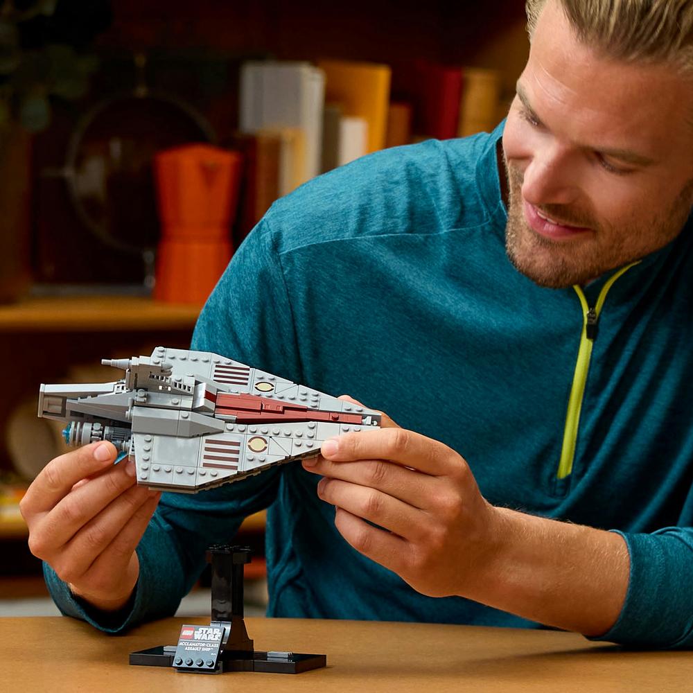 LEGO LEGO® Star Wars™ Útočná loď třídy Acclamator 75404 Obrázek