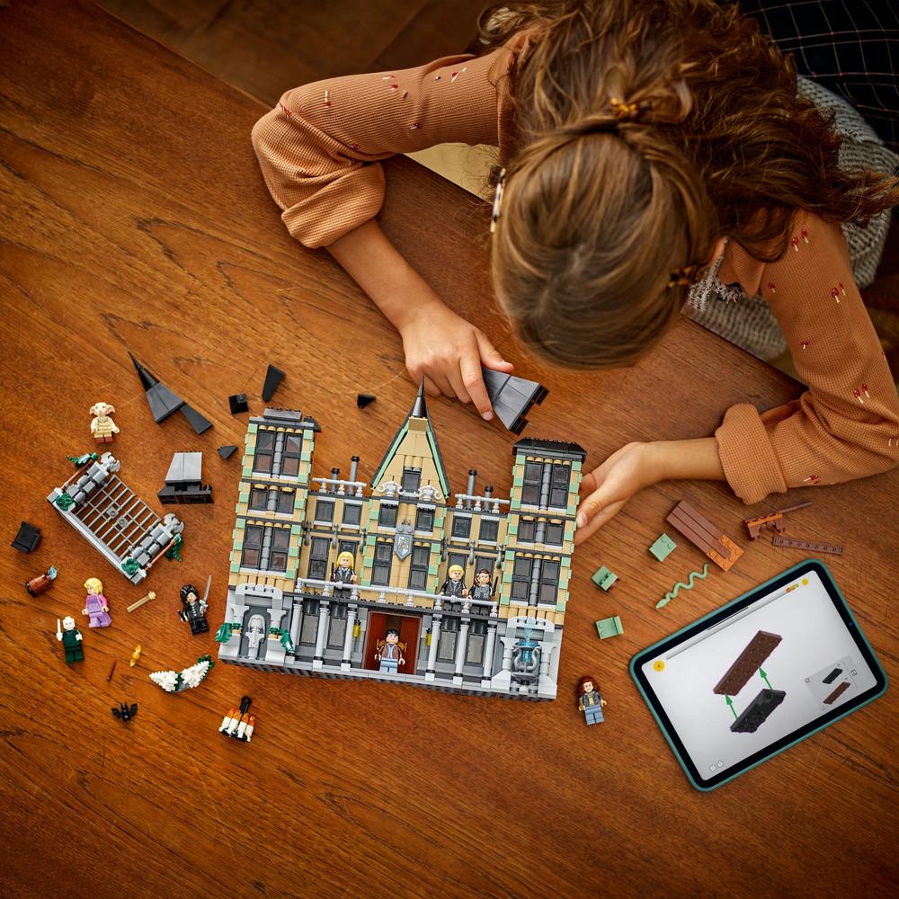 LEGO LEGO® Harry Potter™ Sídlo rodu Malfoyů 76453 Obrázek