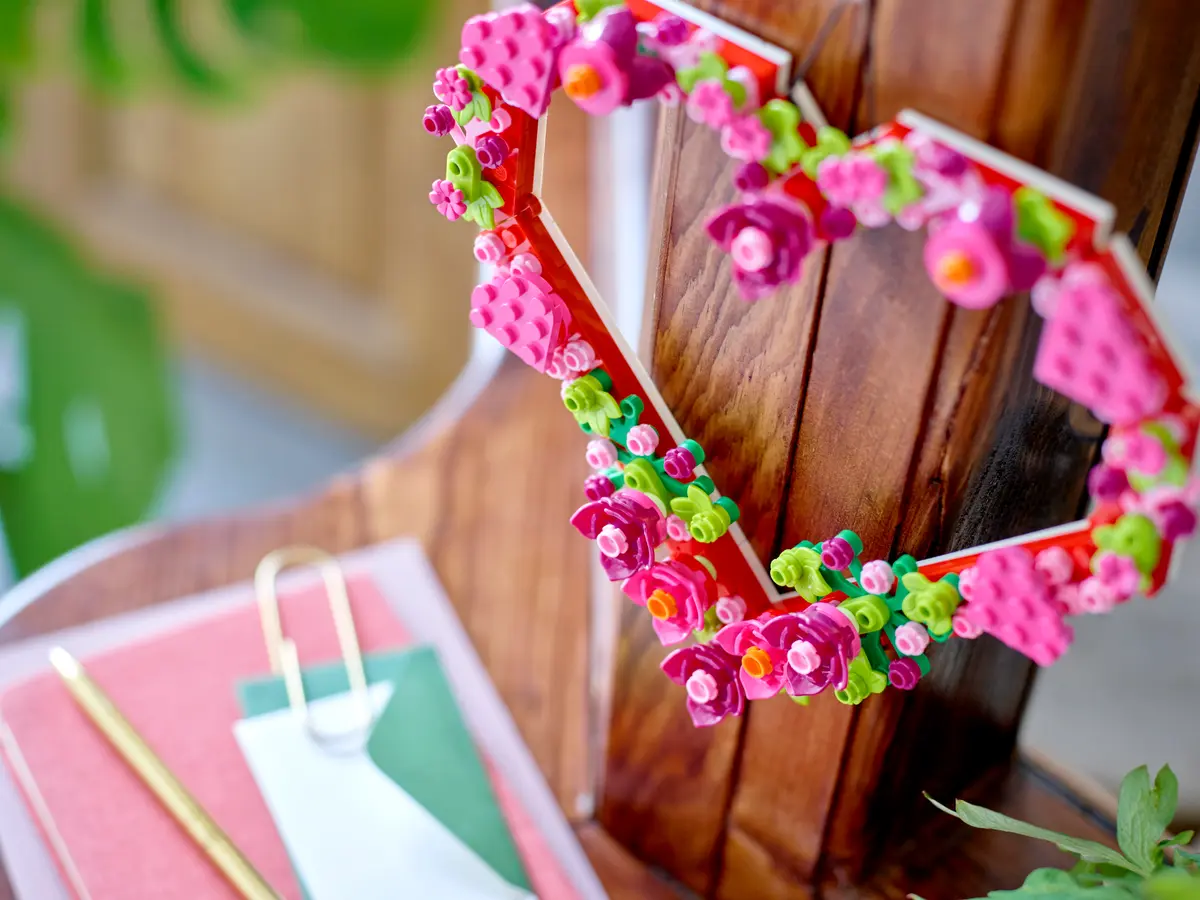 LEGO LEGO® Iconic Ozdoba ve tvaru srdce 40638 Obrázek