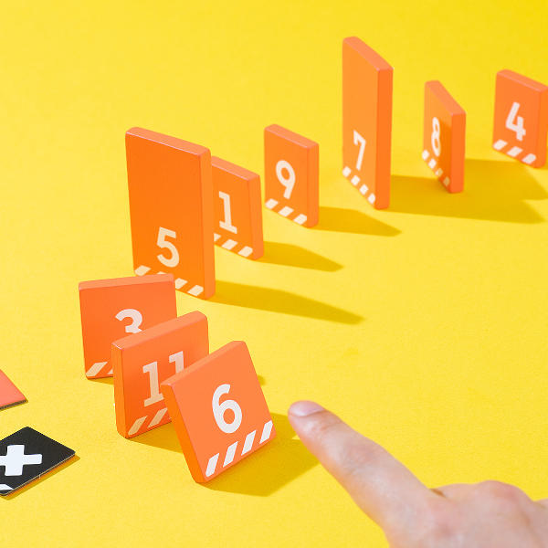 itten Judge Domino - EN Obrázek