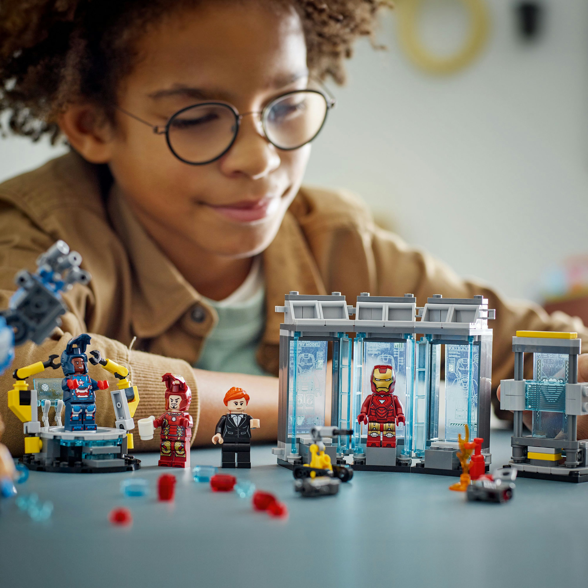 LEGO LEGO® Marvel Iron Man a jeho laboratoř: Síň brnění 76315 Obrázek