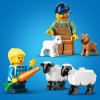 LEGO® City Červený traktor s přívěsem a ovcemi 60461