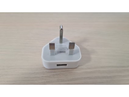 Adaptér na USB s UK koncovkou, bílá