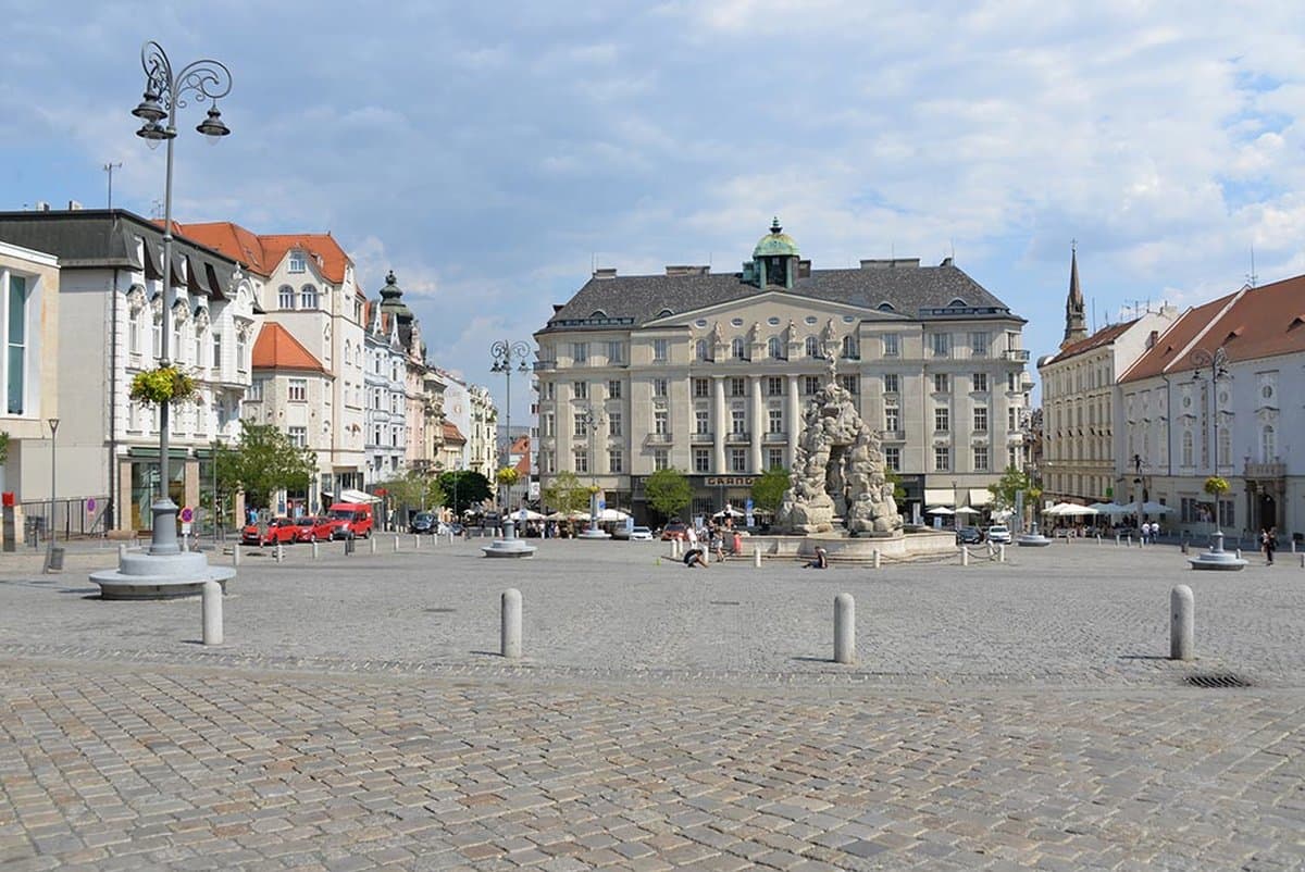 Rekonstrukce náměstí Zelný trh