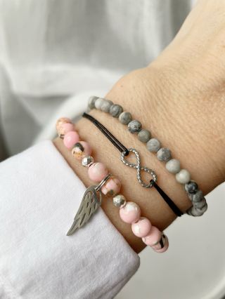 Který bys nosila ty – růžový, šedý, nebo jejich kombinaci? Napiš mi do komentáře nebo zprávy 💬 A pokud tě oslovily, mrkni...