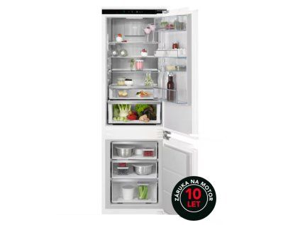 AEG TSC8M183DC  + AEG/Electrolux Podložka do boxu chladničky E3RSMA02