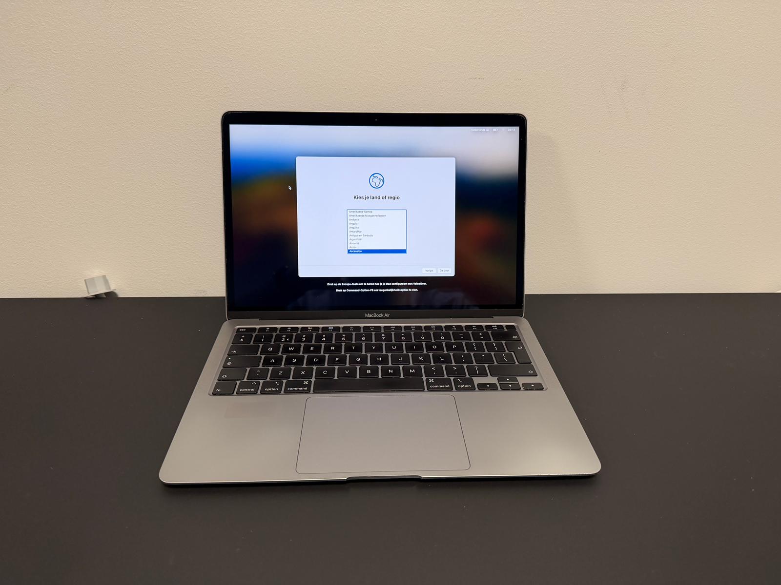 Macbook Air 13" A2179 2020 Intel Core i3 1,1 GHZ 8 GB 256 GB – D