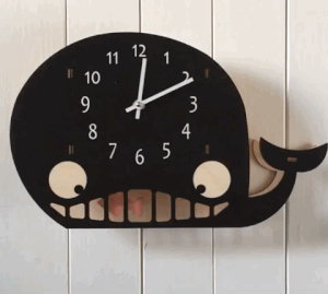 ČERNÁ VELRYBA S KYVADLEM