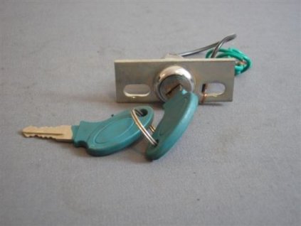 Spinacia skrinka (61-1240)