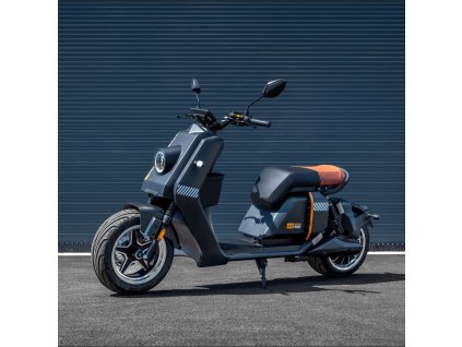 Lera Scooters C7 skútr 3000W Čierná