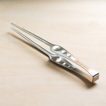 01 tokyo tools lalpha kleste