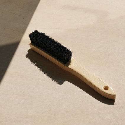 01 tokyo tools r russell štětec na textil