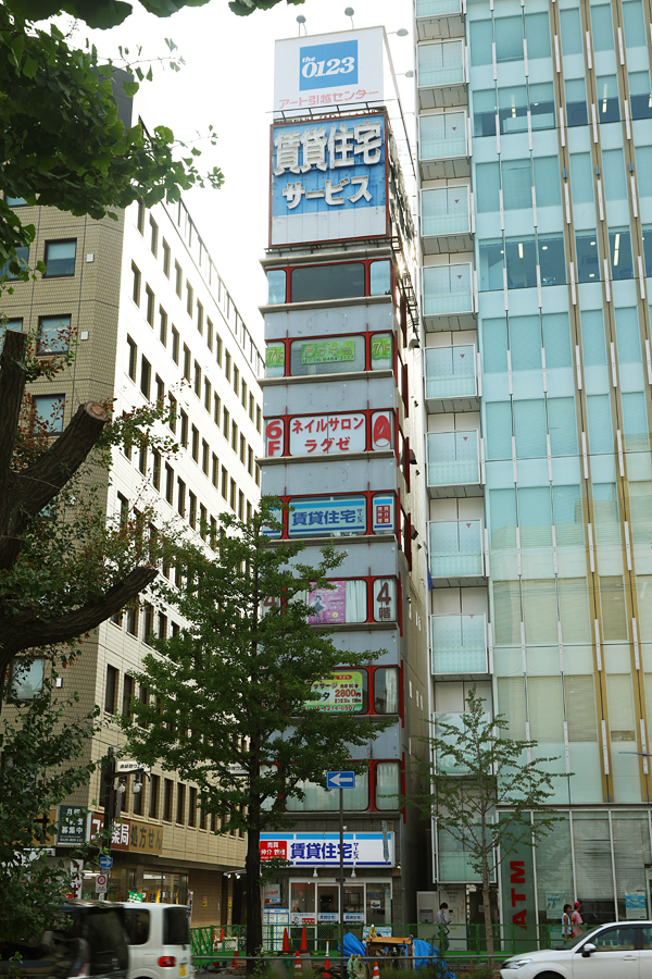 Foto Petr Horčička - Ósaka japonská architektura