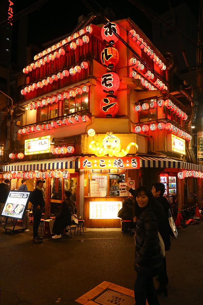 Foto Petr Horčička - Noční život v Ósace