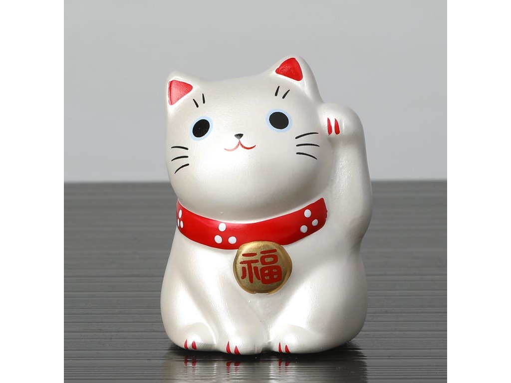 manekineko japonská kočka pinašející štěstí interiér (1)