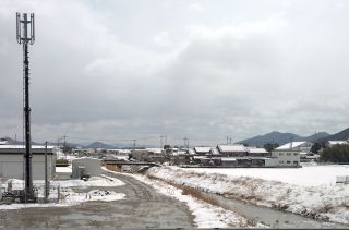 Japonský venkov kdesi mezi prefekturami Šizuoka a Kanagawa. Foto © Petr Horčička / TokyoVintage.cz #Venkov #Japonsko...