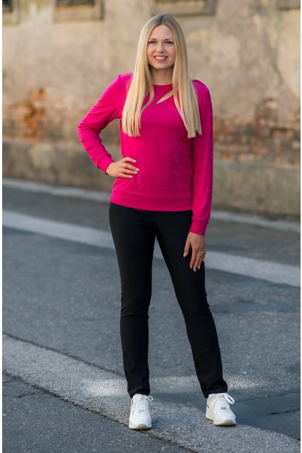11025 Halenka Sophie t 255 25