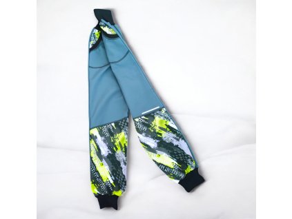 Softshell kalhoty otisky pneumatik šedá 134/140  Klučičí kalhoty