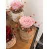 Dekorace se stabilizovanou růžovou růží
