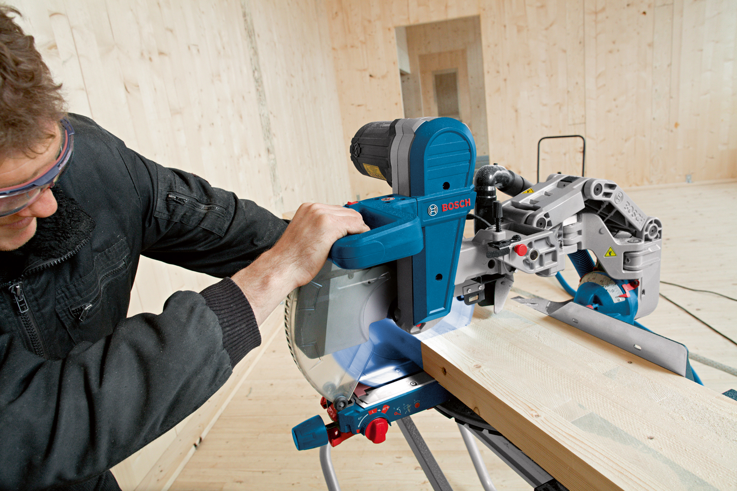 Bosch GCM 12 GDL 0.601.B23.600 (obrázek 3)