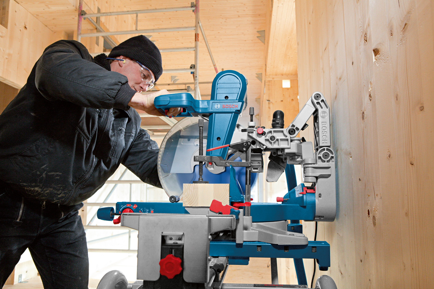 Bosch GCM 12 GDL 0.601.B23.600 (obrázek 4)