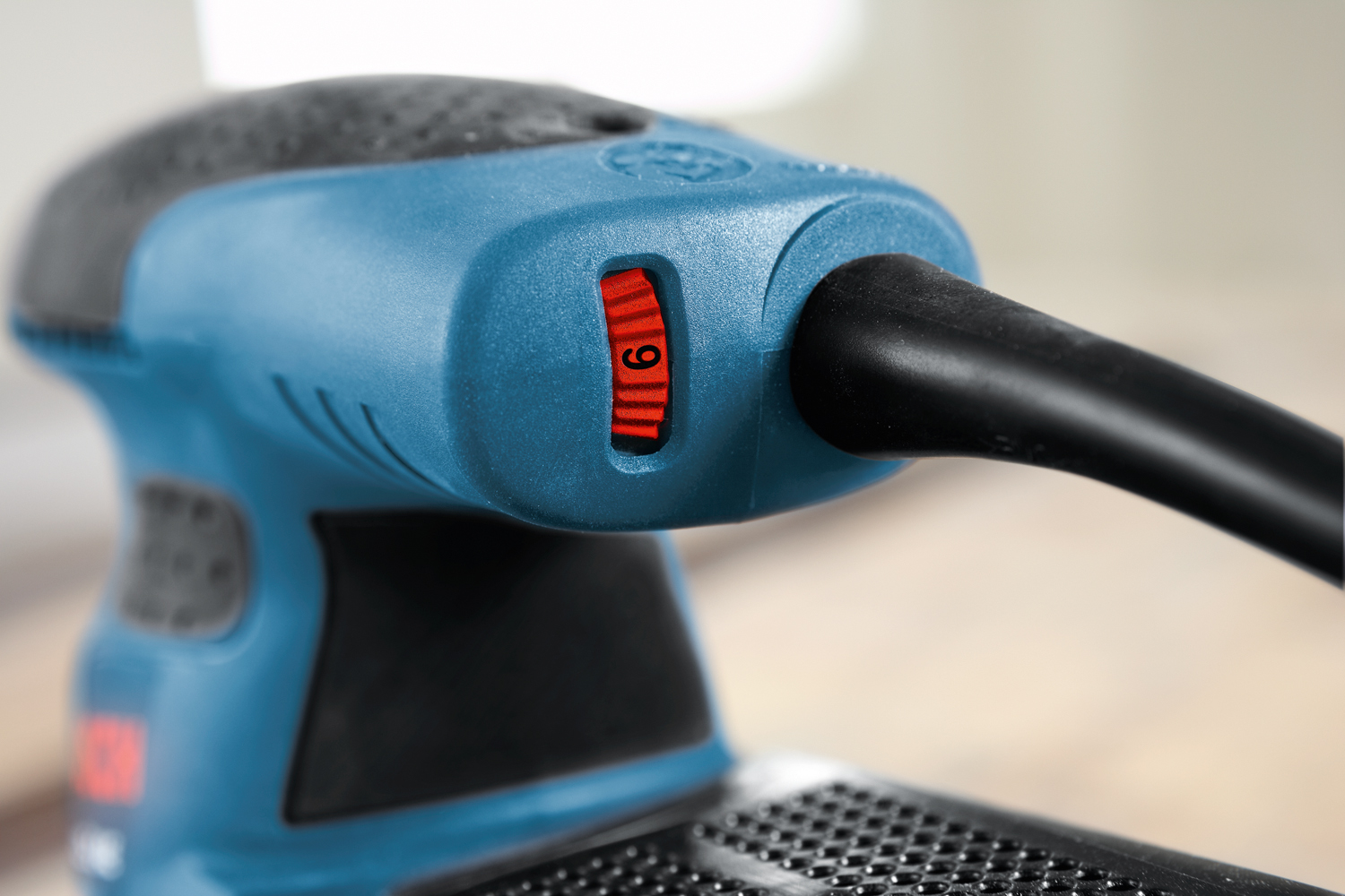 Bosch GEX 125-1 AE Professional 0.601.387.500 (obrázek 4)