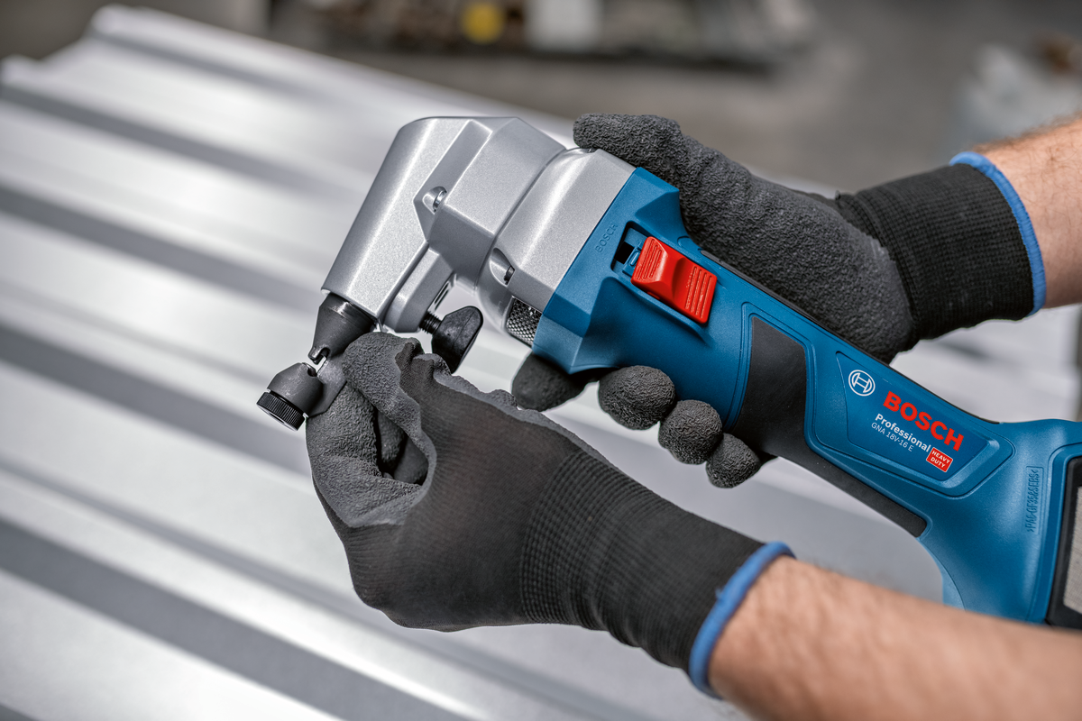 Bosch GNA 18V-16 E 0601529601 (obrázek 5)