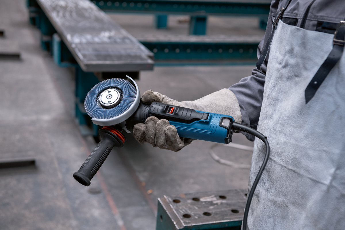 BOSCH GWS 17-125 PS Professional 06017D1300 (obrázek 4)