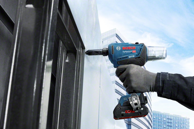 Bosch Professional GRG 18V-16 C 0.601.9K5.001 (obrázek 15)