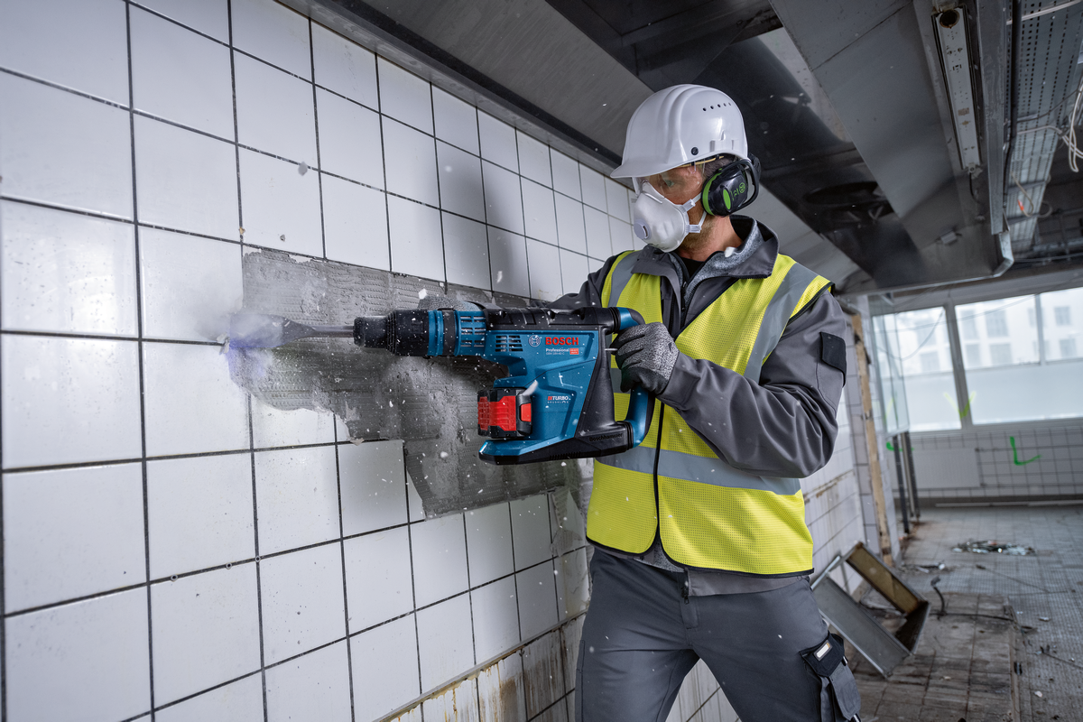 BOSCH GBH 18V-40 C 611 917 120 (obrázek 8)