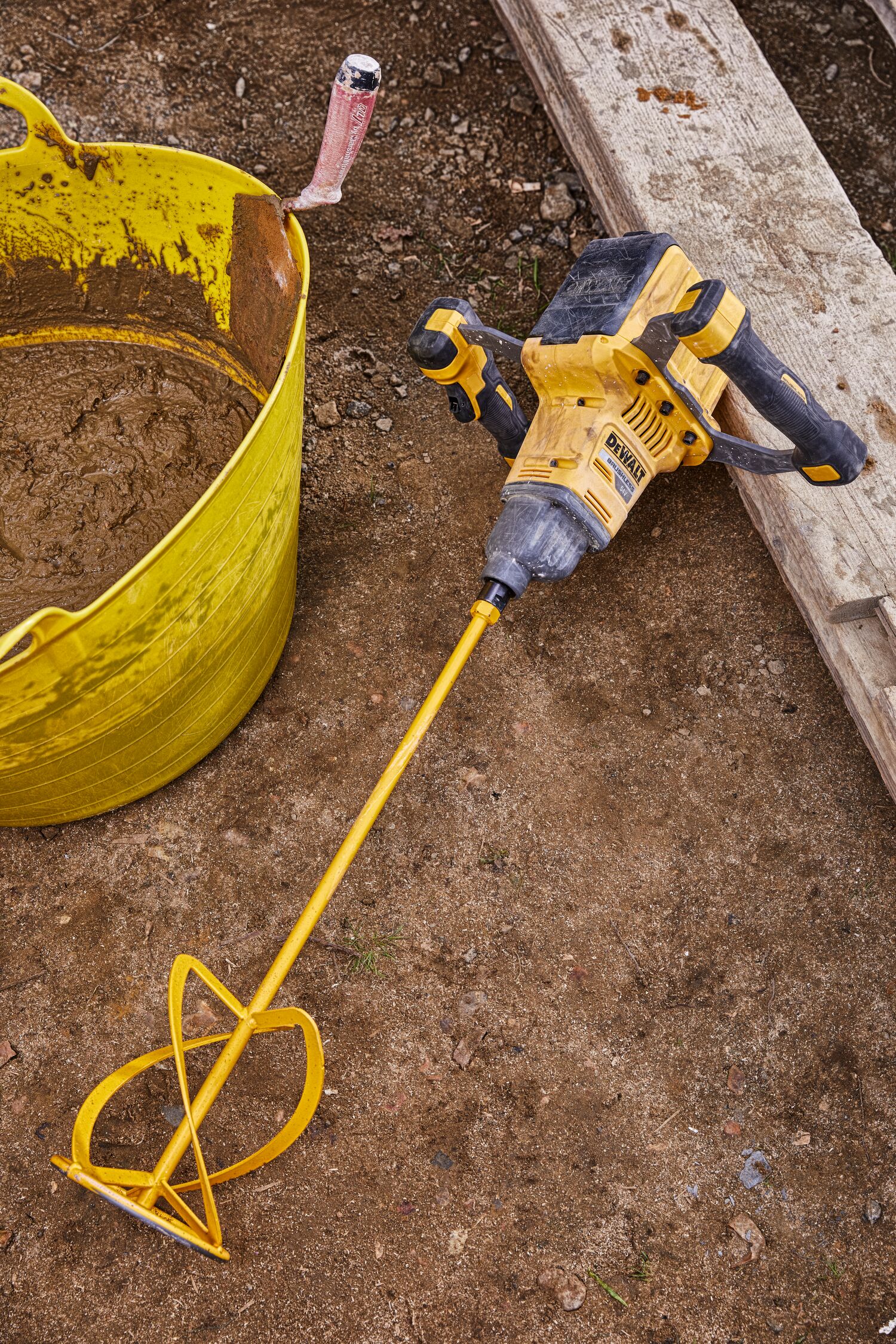 DeWALT DCD240N (obrázek 5)