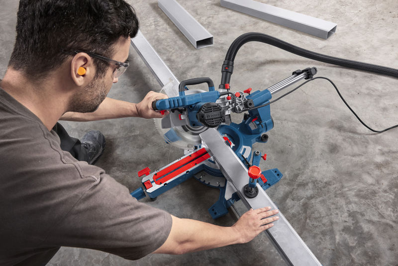 BOSCH GCM305-216S 0601B61001 (obrázek 6)