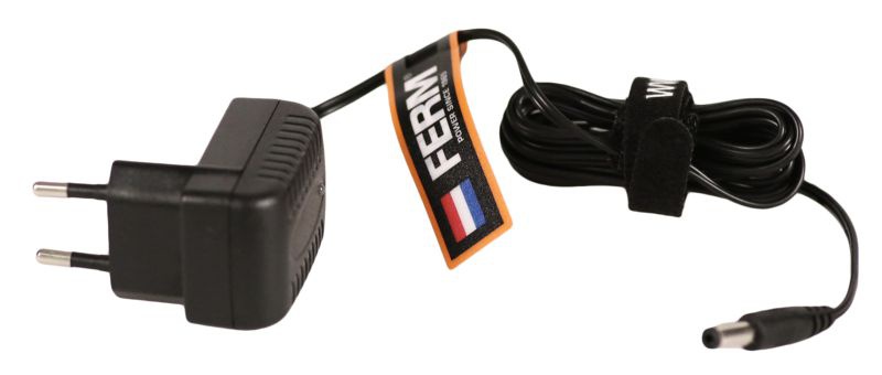 Aku nabíječka FERM CDA1095 12V