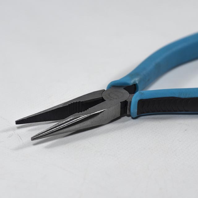 Prodloužené kleště CrV XTline Dostupné varianty: Prodloužené kleště 200 mm CrV XTline (obrázek 3)