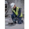 GDS 18V 750 C Application Concrete Screw Portrait 0402 T1 (13)