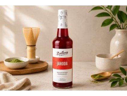 jahodovy sirup s pozadim