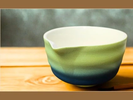 Chawan TomiKa Signature – keramická miska na matchu