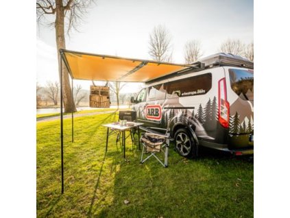 ARB Touring markýza 3000mm x 2500mm v hliníkovém černém obalu s LED osvětlením